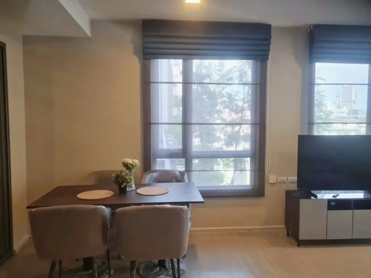 For RentCondoSukhumvit, Asoke, Thonglor : Quintara Phume Sukhumvit 39  60 sqm 2 Bedrooms  2 Bathrooms  condo rent 35000thb