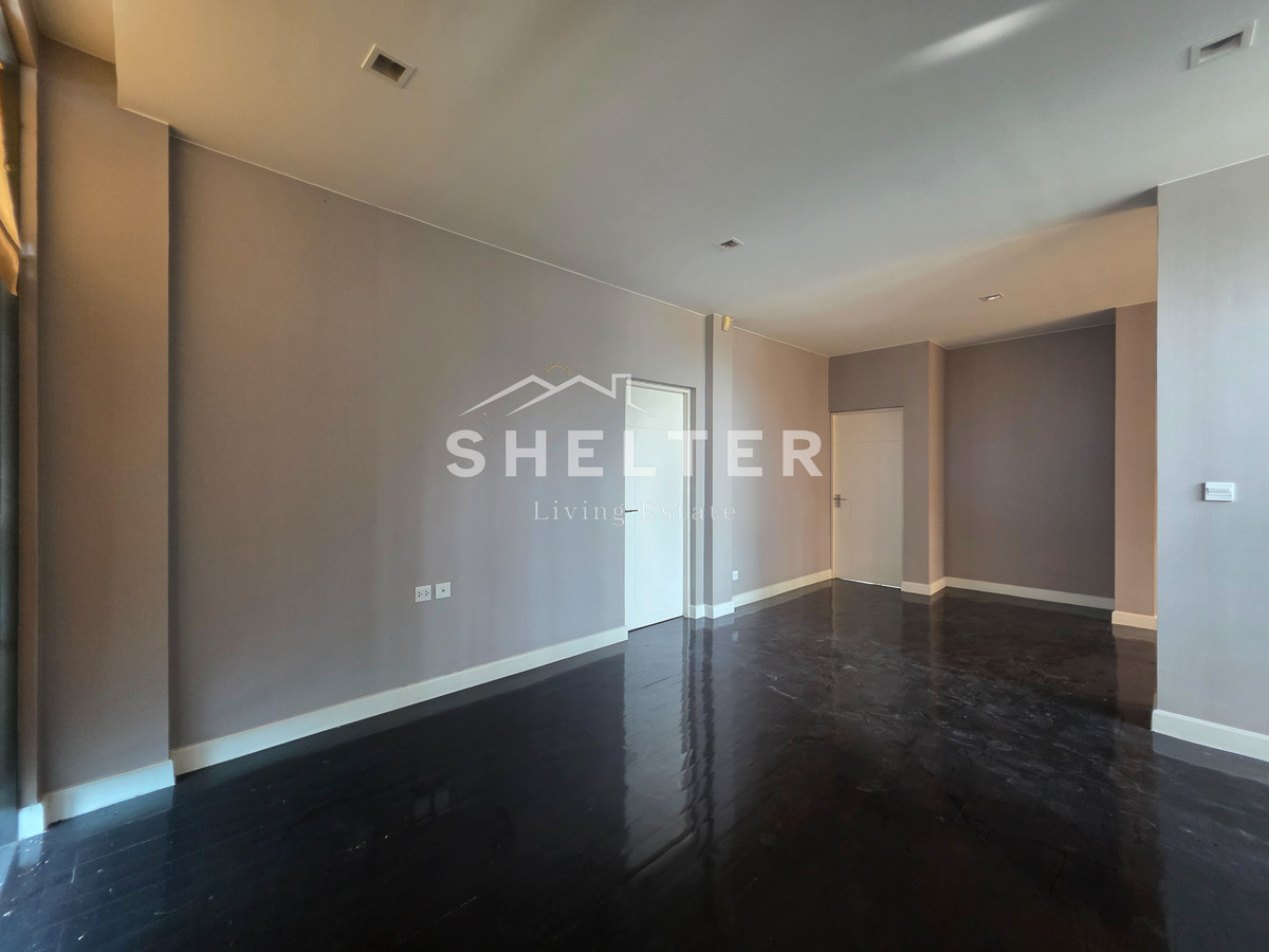 For SaleHousePattanakan, Srinakarin : Single house near the BTS, both yellow and orange. Can connect to both Srinakarin-Pattanakarn-Rama 9 Samitivej Hospital, ABAC University International School🚃