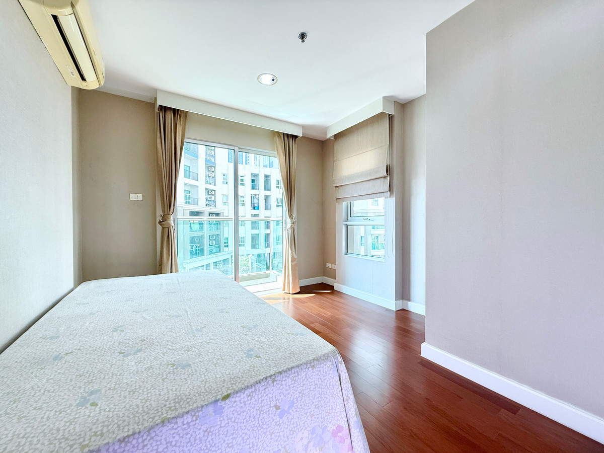 For SaleCondoRama9, Petchburi, RCA : Urgent sale 🌈✨ Belle Grand Rama 9 100.27 sq m. 2 bed 2 bath room in very new condition 092-2462653 Donut