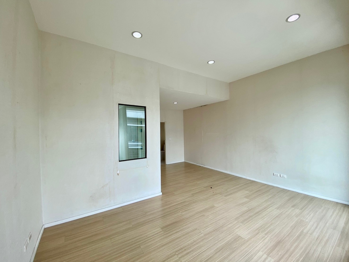 ขายทาวน์โฮมรามคำแหง หัวหมาก : ขายทาวน์โฮม 3 ชั้น บ้านกลางเมือง พระราม 9–รามคำแหง | บ้านสภาพใหม่ พร้อมอยู่ | ใกล้ทางด่วนและ Airport Link