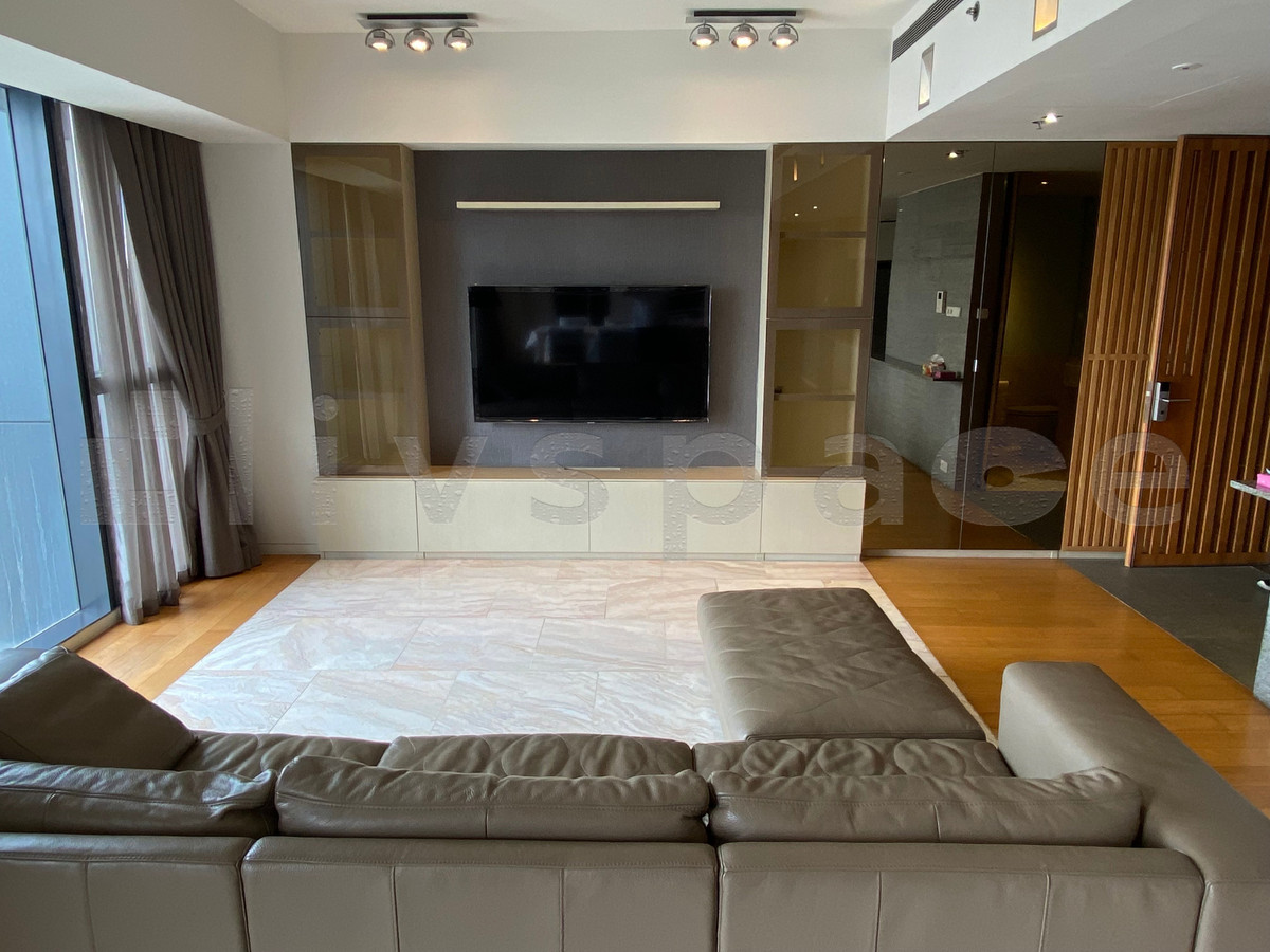 ขายคอนโดสาทร นราธิวาส : ▚ LG165ツ ขาย: The Met Sathorn 3BR 197ตรม. 30M🏙️✨ คอนโดระดับ High-end ใจกลางสาทร ห้องใหญ่แต่งสวย เฟอร์ครบ ราคาต่อตรม. คุ้มที่สุดในย่าน!