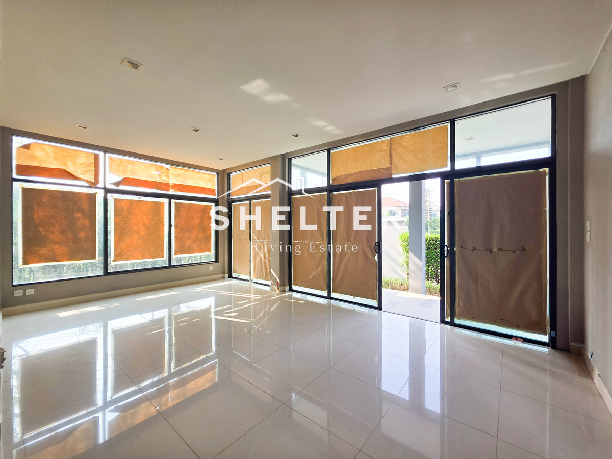 For SaleHousePattanakan, Srinakarin : Single house near the BTS, both yellow and orange. Can connect to both Srinakarin-Pattanakarn-Rama 9 Samitivej Hospital, ABAC University International School🚃