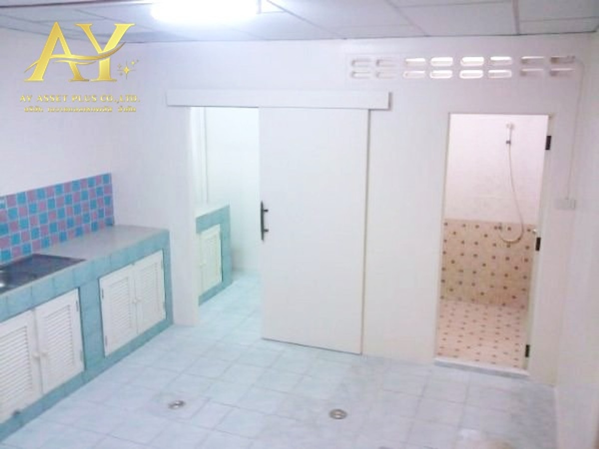 ขายทาวน์โฮมลาดพร้าว101 แฮปปี้แลนด์ : ขายด่วน ‼️ ทาวน์เฮ้าส์2ชั้น เสนาวิลล่า84 แฮปปี้แลนด์บางกะปิ ซอยแฮปปี้แลนด์ 18 ตรว. 🔥✨เพียง 2 ล้าน เท่านั้น ‼️