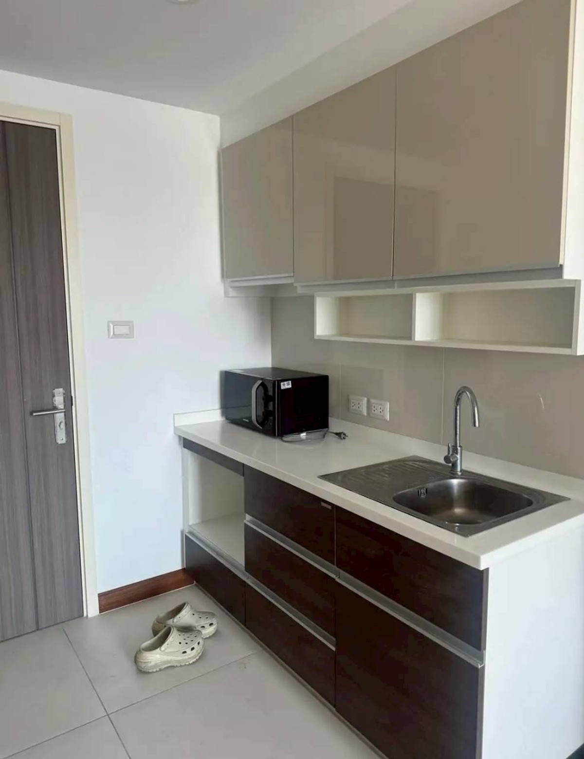 For RentCondoWongwianyai, Charoennakor : ✅ SPCN121 ✅ Line : @p2nproperty