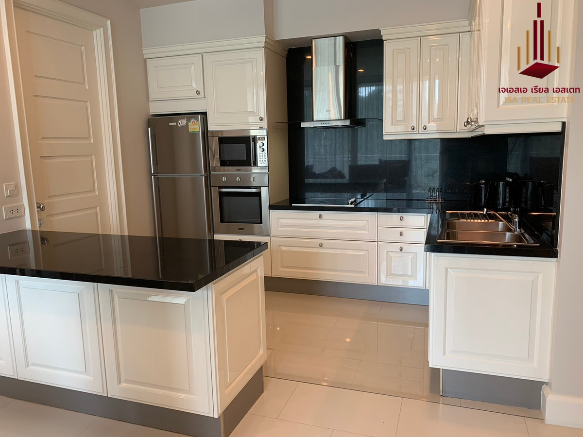 ให้เช่าคอนโดสุขุมวิท อโศก ทองหล่อ : ✨ For Rent :  Royce Private Residence  Condo ✨  💰 Only 105,000 thb/month