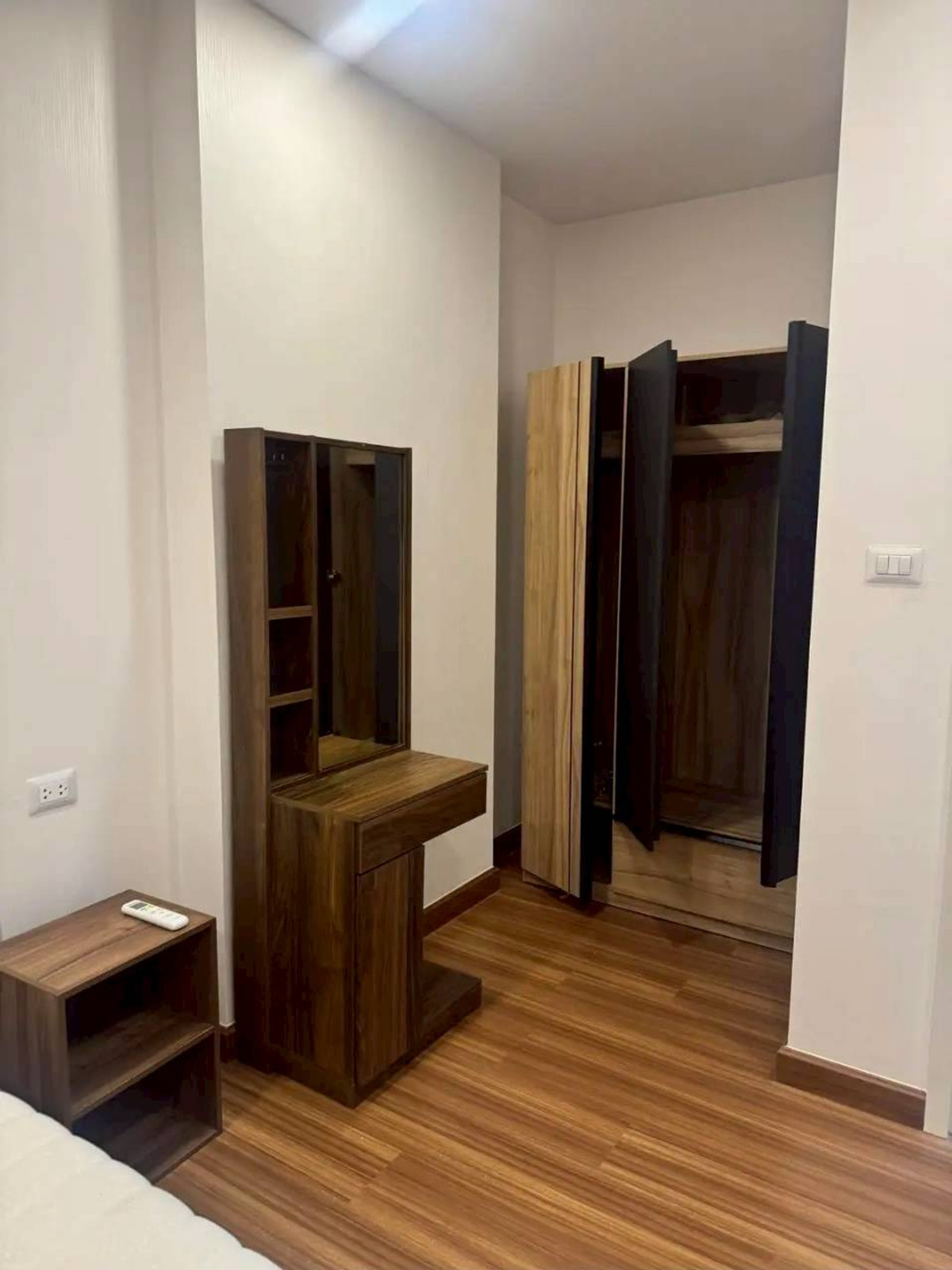 For RentCondoWongwianyai, Charoennakor : ✅ SPCN121 ✅ Line : @p2nproperty