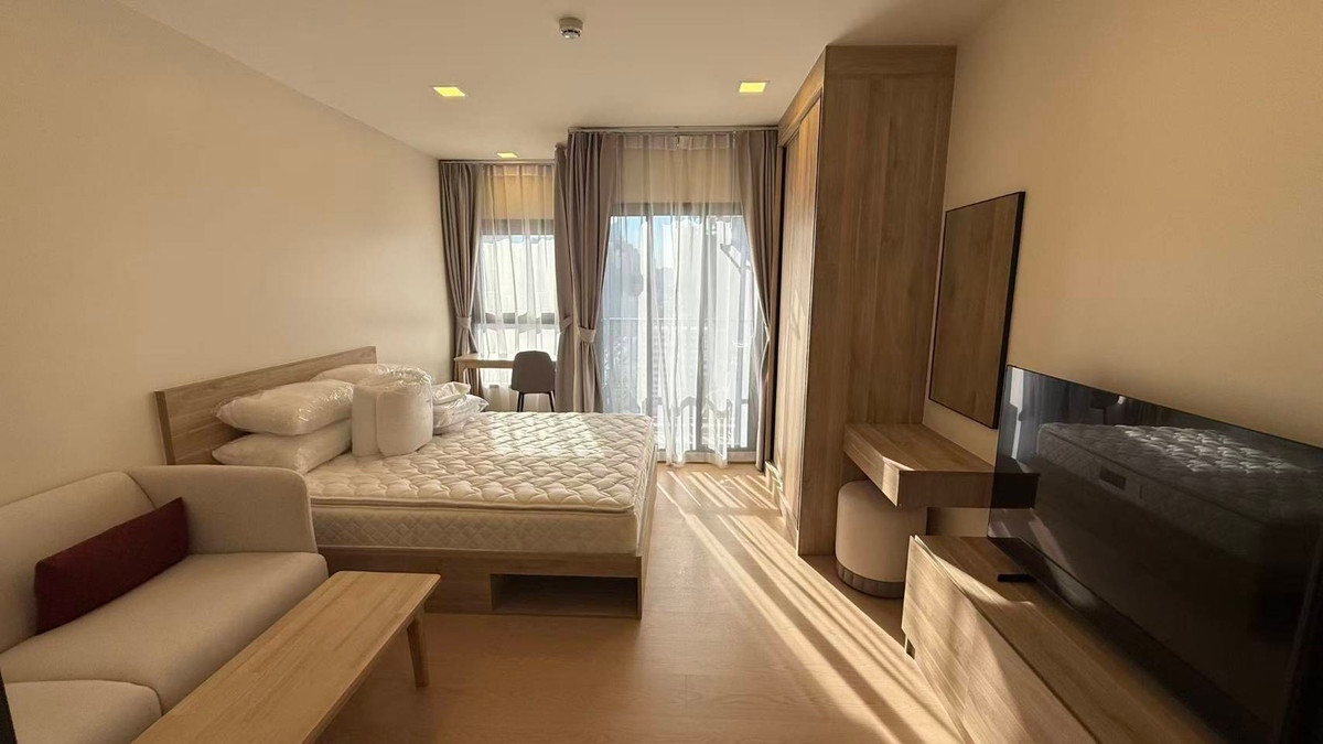 For RentCondoRama9, Petchburi, RCA : Condo for rent: The Base Urban Rama9, new condo ready near MRT MRTA and MRT Rama 9 and Si Rat Expressway!!