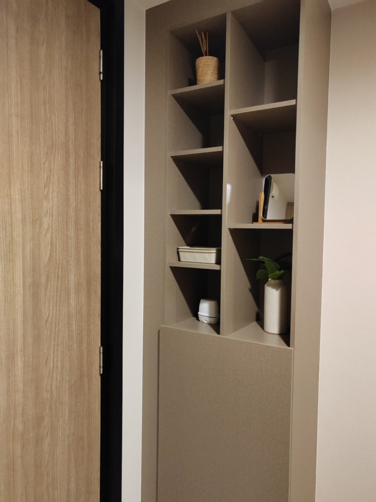 For RentCondoSukhumvit, Asoke, Thonglor : Oka Haus 35 sqm condo for rent 22k high floor view!