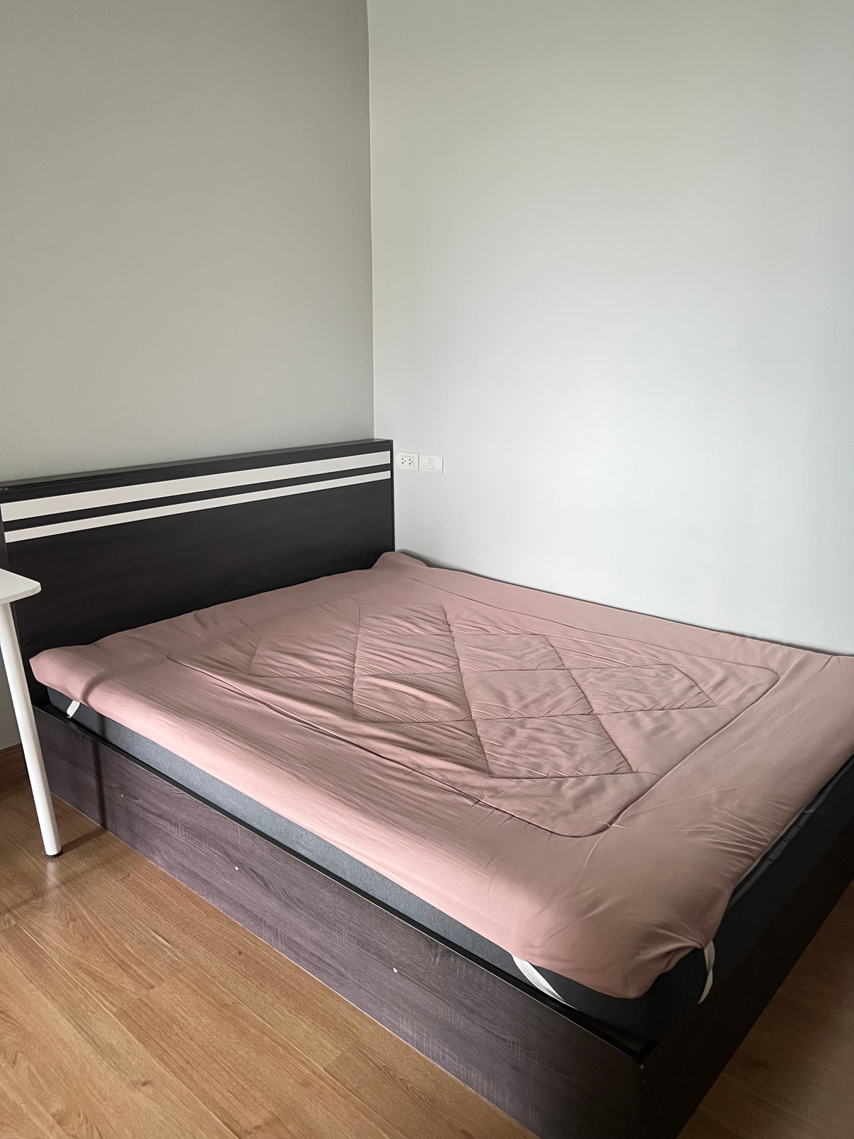 For RentCondoKasetsart, Ratchayothin : Condo for rent Supalai Park Kaset Intersection | BTS Kaset - Senanikom