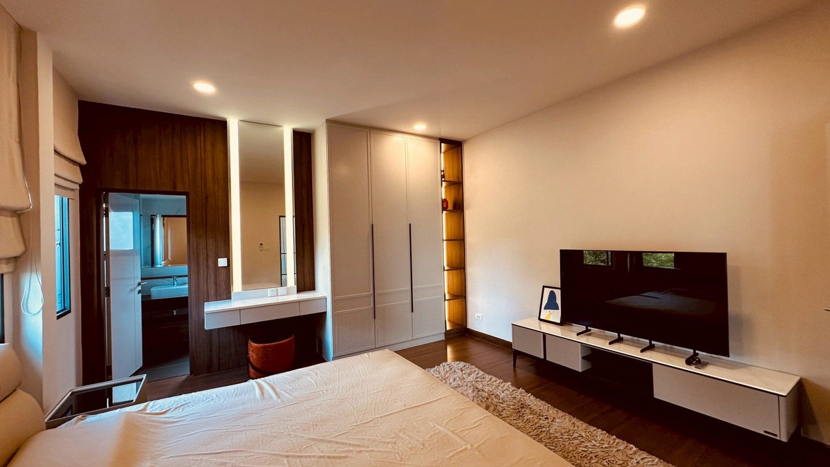 ให้เช่าบ้านบางนา แบริ่ง ลาซาล : ปล่อยเช่าบ้านเดี่ยวหรู 2ชั้น ใหม่แกะกล่อง✨ติดMega บางนา : โครงการ The City Bangna : ดีไซน์สวย เพดานสูงโปร่ง พร้อมห้องแม่บ้าน