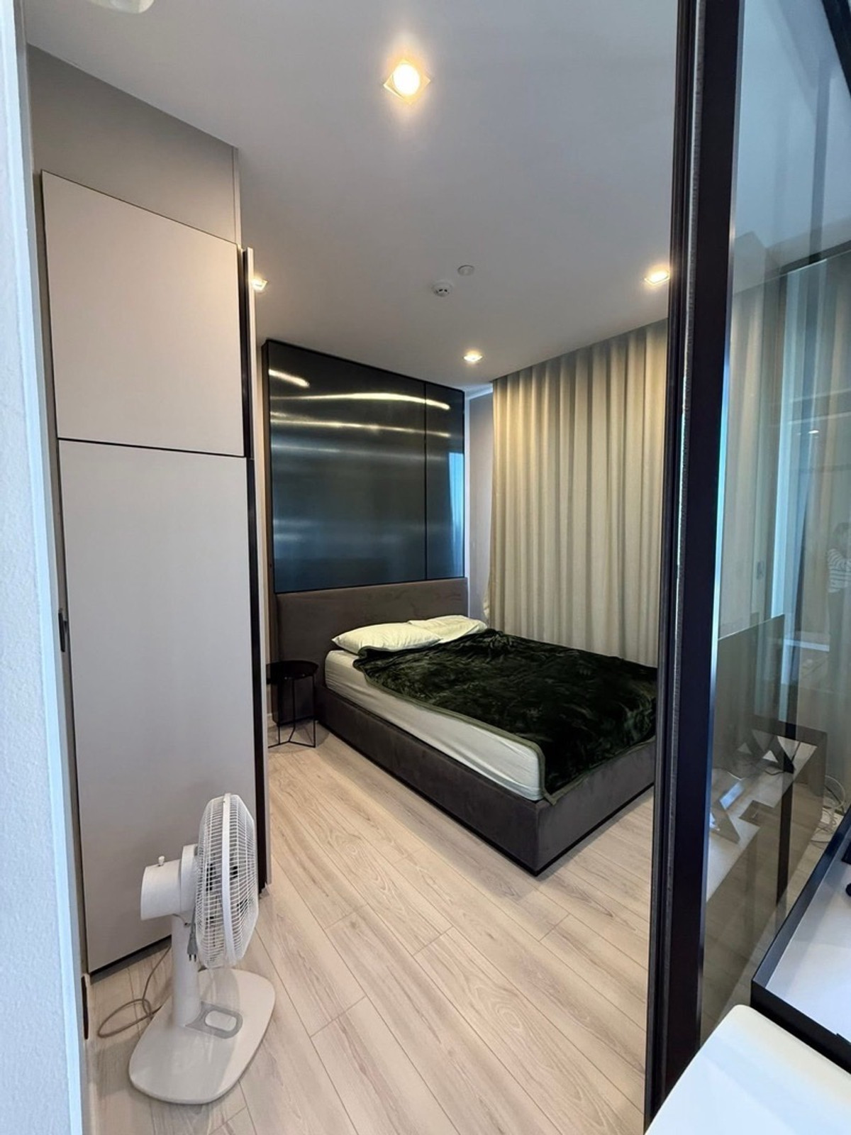 For RentCondoRatchathewi,Phayathai : For rent, The room phayathai, 34th floor, size 29 sq m, 1 bedroom, 1 bathroom, price 22,000 baht, ready to move in, negotiable🔥