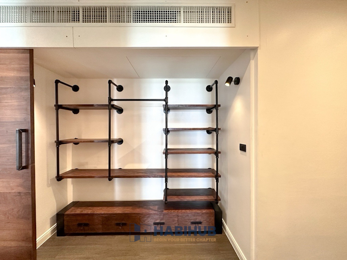 For SaleCondoOnnut, Udomsuk : 🏠✨ Penthouse Condominium 3 | 4 Bedroom Duplex Condo for Sale (HBH-HL-23)