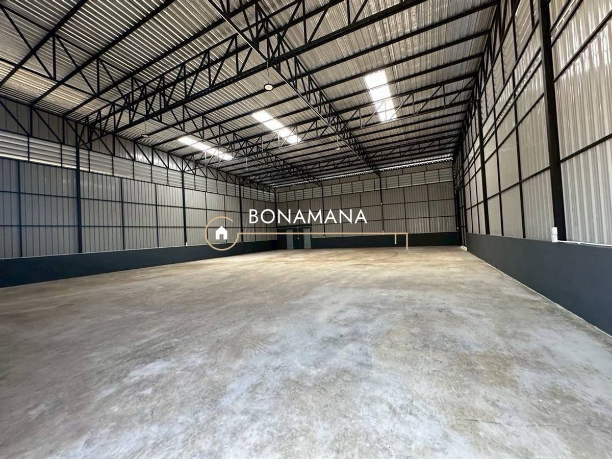 For RentWarehouseChokchai 4, Ladprao 71, Ladprao 48, : Warehouse for rent, Lat Phrao 91