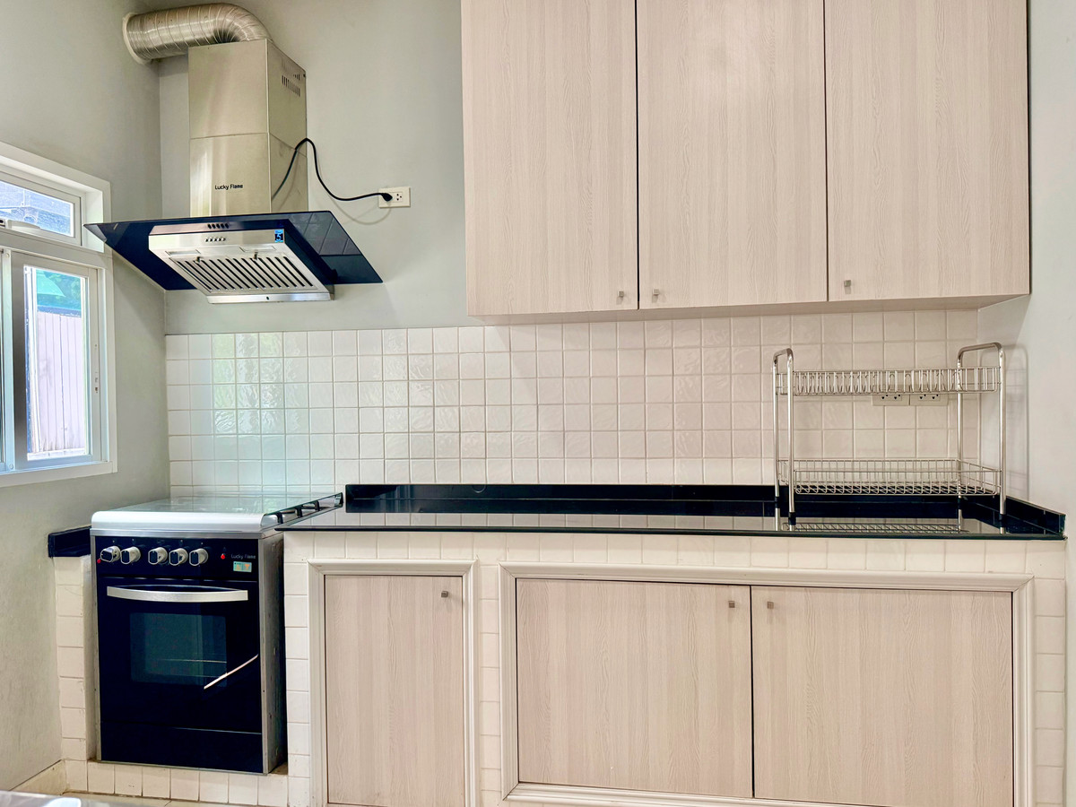 For SaleHousePattanakan, Srinakarin : Luxury Corner House for Sale – Grand Bangkok Boulevard Rama 9–Srinakarin