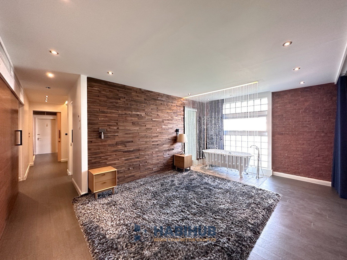 For SaleCondoOnnut, Udomsuk : 🏠✨ Penthouse Condominium 3 | 4 Bedroom Duplex Condo for Sale (HBH-HL-23)