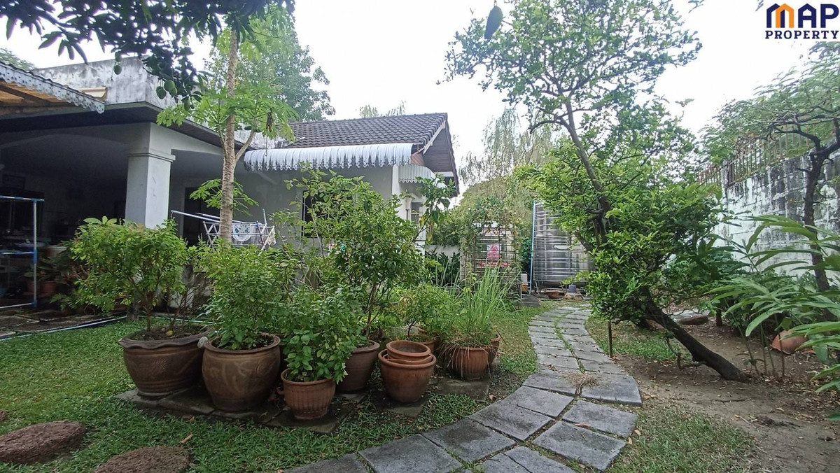 For SaleHouseMin Buri, Romklao : Two-story detached house on a 493 sq.wa. plot. Excellent location