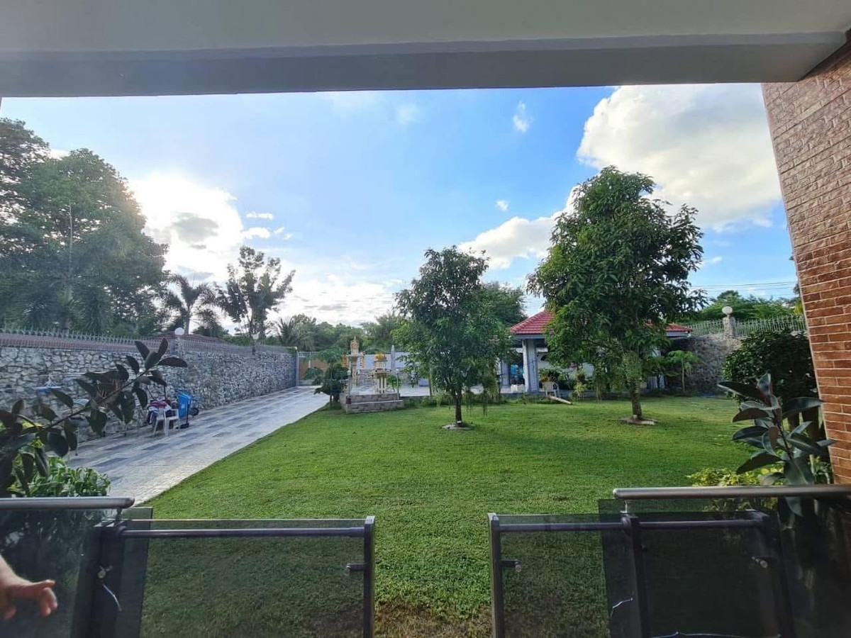 ขายบ้านพัทยา บางแสน ชลบุรี สัตหีบ : บ้านพร้อมที่ดิน แกรนด์ วัลเลย์ พัทยา / 4 ห้องนอน (ขาย), House with land Grand Valley Pattaya / 4 Bedrooms (FOR SALE) BEWN072