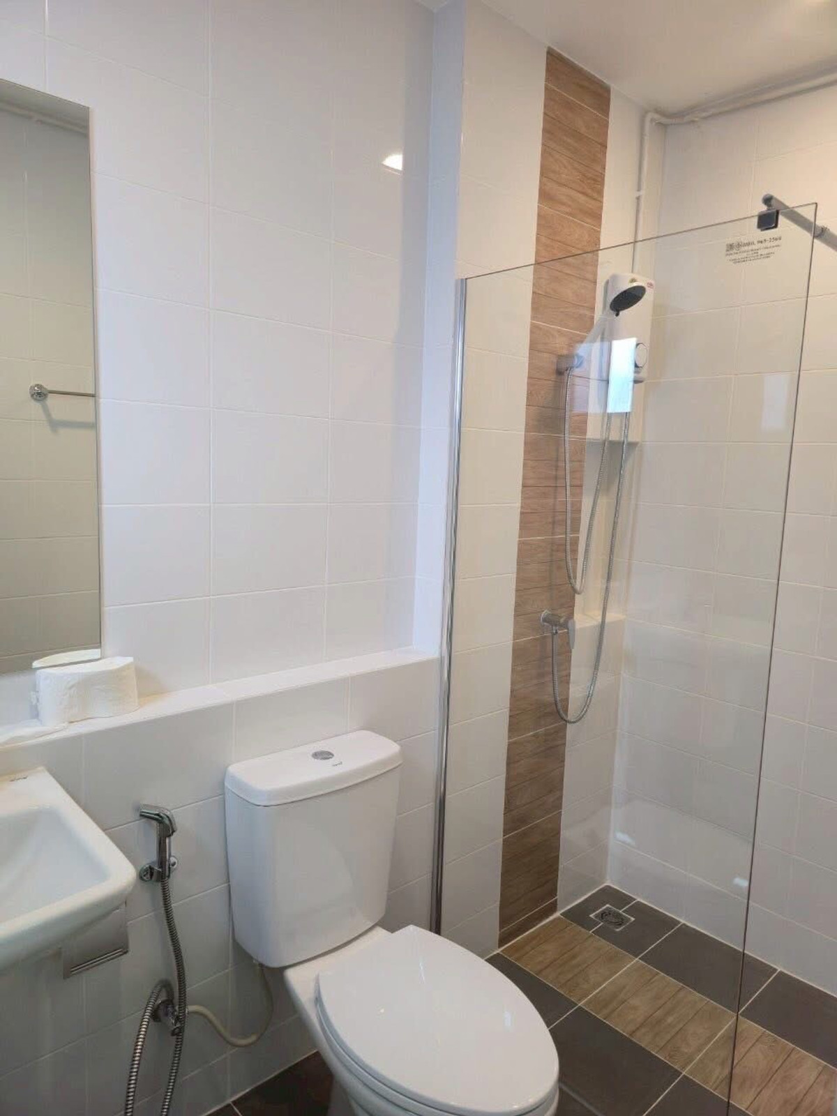 ขายทาวน์โฮมบางนา แบริ่ง ลาซาล : พลีโน่ สุขุมวิท - บางนา 2 / 3 ห้องนอน (ขายพร้อมผู้เช่า), Pleno Sukhumvit - Bangna 2  / 3 Bedrooms (SALE WITH TENENT) YOK092