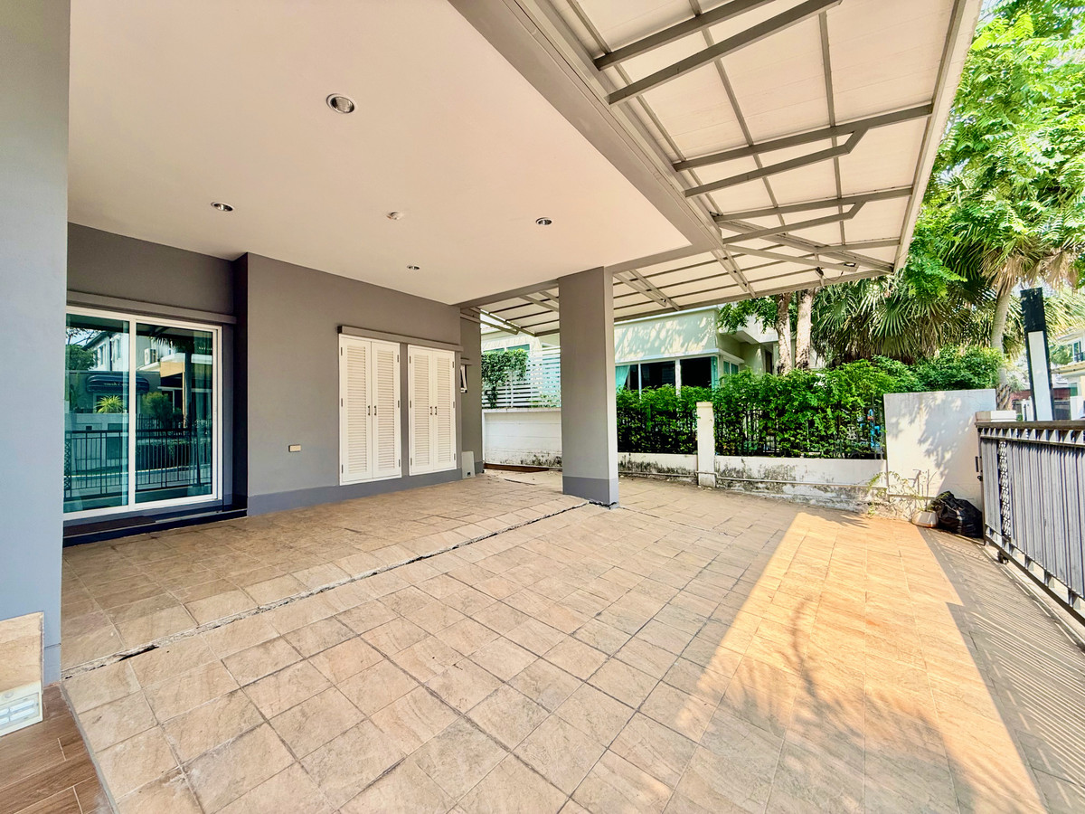 For SaleHousePattanakan, Srinakarin : Luxury Corner House for Sale – Grand Bangkok Boulevard Rama 9–Srinakarin