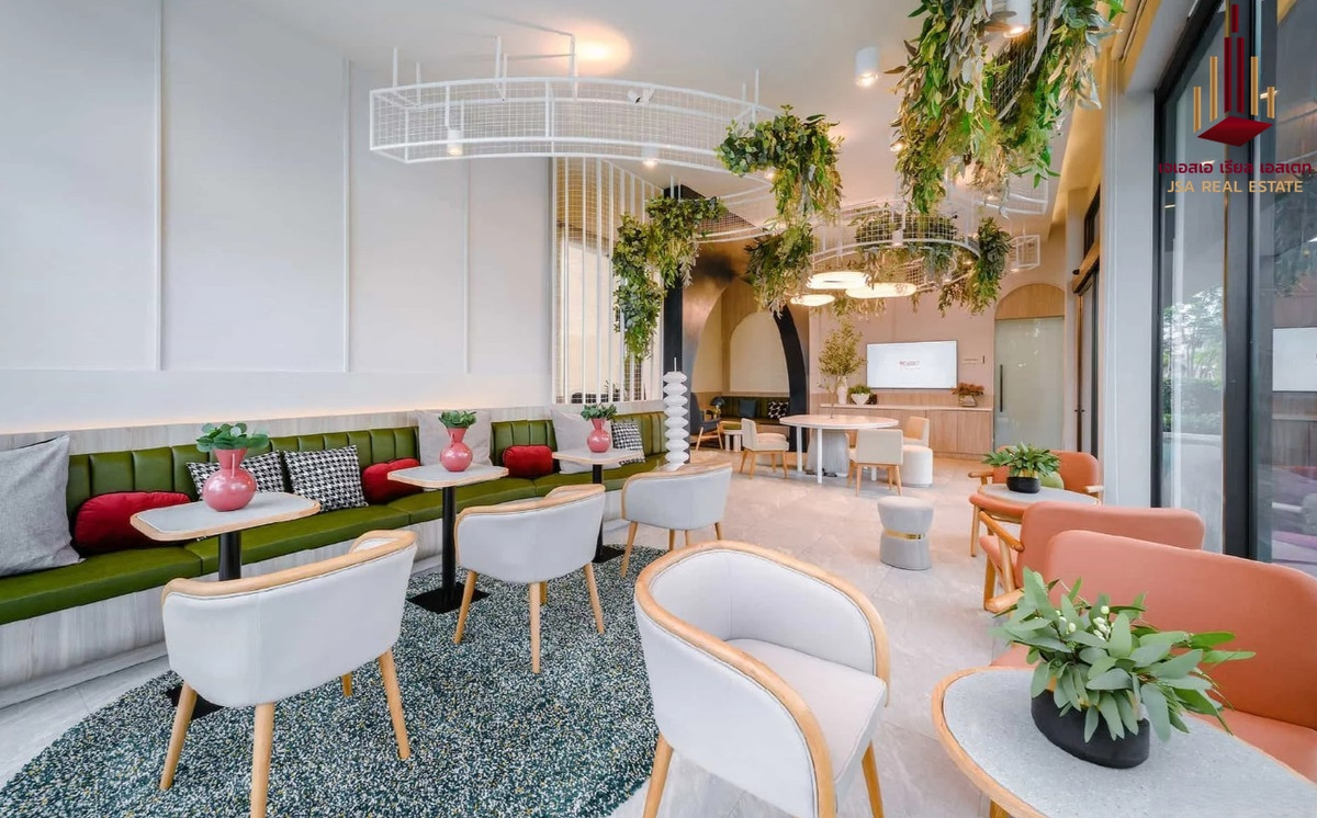 ขายทาวน์โฮมบางนา แบริ่ง ลาซาล : ✨ For Sale:  V Compound Bangna - Srinakarin ✨  💰 Only 6,990,000 THB