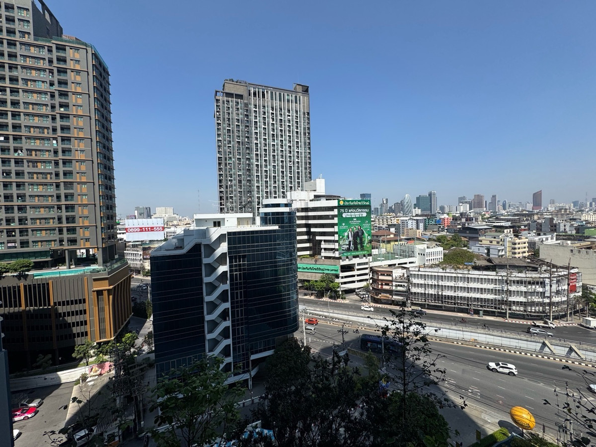 For SaleCondoAri,Anusaowaree : ✨ ASPIRE Vibha–Victory High Rise Condo on Din Daeng Road, near Victory Monument. Very convenient to travel.