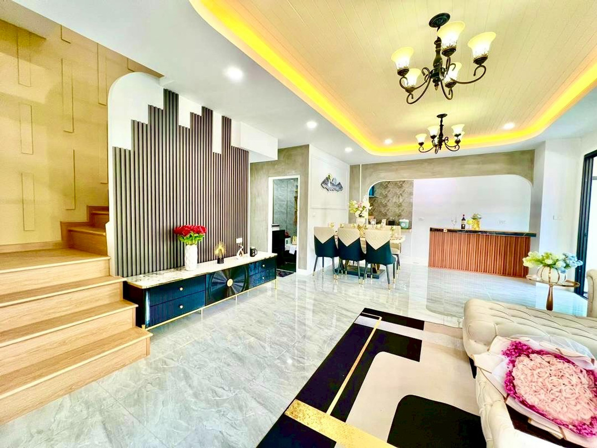 For SaleTownhomePathum Thani,Rangsit, Thammasat : 2-story townhome for sale, The Trust Town Village, Wongwaen - Lam Luk Ka, along Khlong 6, Soi 28, area 27.8 square wah, 3 bedrooms, Bueng Kham Proi Subdistrict, Lam Luk Ka District, Pathum Thani Province.