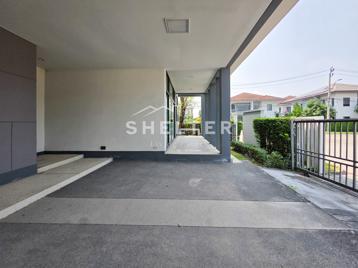 For SaleHousePattanakan, Srinakarin : Single house near the BTS, both yellow and orange. Can connect to both Srinakarin-Pattanakarn-Rama 9 Samitivej Hospital, ABAC University International School🚃