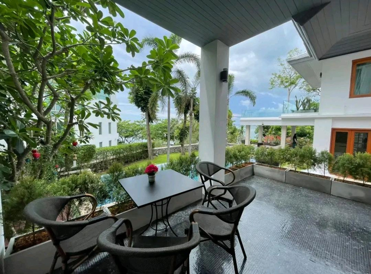 ขายพัทยา บางแสน ชลบุรี สัตหีบ : 🏖️ ขาย/ให้เช่า พูลวิลล่าหรูติดทะเลหาดวงศ์อมาตย์ พัทยาเหนือ ติด ปราสาทสัจธรรม ราคา 240 ลบ. | เช่า 350,000/ด. สนใจติดต่อ ลูกเจี๊ยบ 065-536-5165 🤍✨ #บ้านหรูพัทยา #พูลวิลล่าติดทะเล #LuxuryBeachfront #LookjeabKrittiya