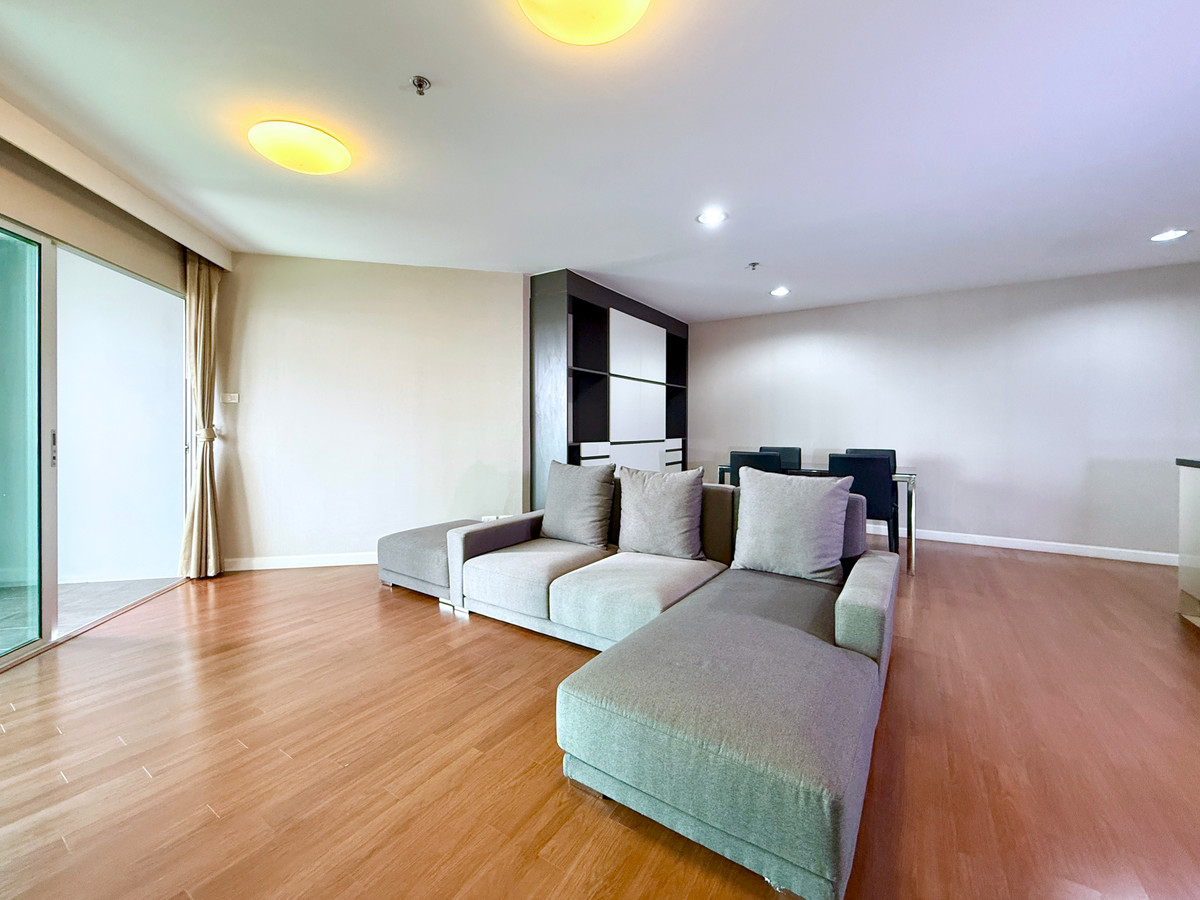 For SaleCondoRama9, Petchburi, RCA : Urgent sale 🌈✨ Belle Grand Rama 9 100.27 sq m. 2 bed 2 bath room in very new condition 092-2462653 Donut