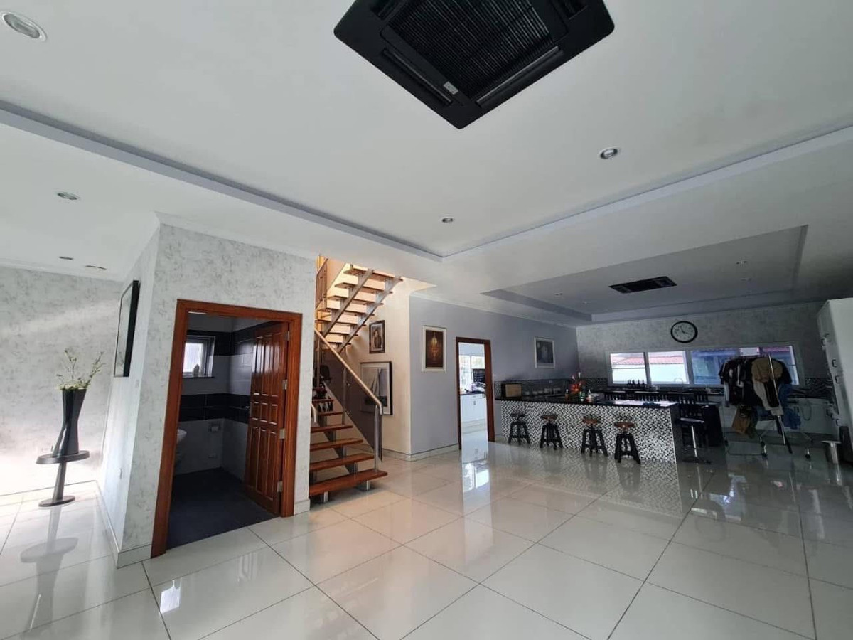 ขายบ้านพัทยา บางแสน ชลบุรี สัตหีบ : บ้านพร้อมที่ดิน แกรนด์ วัลเลย์ พัทยา / 4 ห้องนอน (ขาย), House with land Grand Valley Pattaya / 4 Bedrooms (FOR SALE) BEWN072