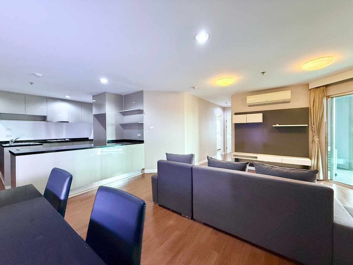 For SaleCondoRama9, Petchburi, RCA : Urgent sale 🌈✨ Belle Grand Rama 9 100.27 sq m. 2 bed 2 bath room in very new condition 092-2462653 Donut