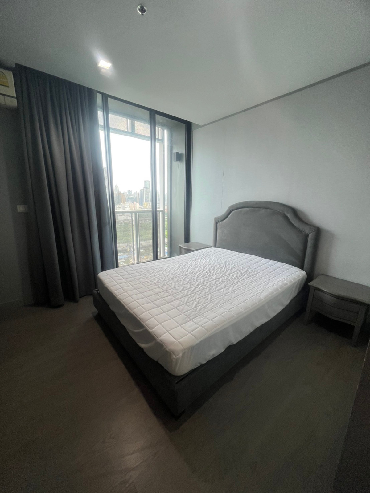 ให้เช่าคอนโดพระราม 9 เพชรบุรีตัดใหม่ RCA : คอนโดใหม่ให้เช่าใกล้ MRTพระราม9เพียง650M 15,000.00 บาท1ห้องนอน 1 ห้องน้ำ