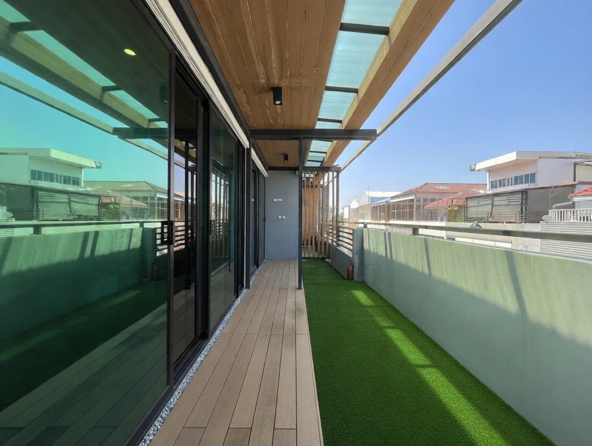 ให้เช่าคอนโดเยาวราช บางลำพู : ให้เช่า ห้อง Penthouse ใหญ่ 207 ตร.ม. ชั้น 8 (เพนท์เฮาส์) @ ย่านป้อมปราบศัตรูพ่าย สวนมะลิเซ็นเตอร์ (ใกล้ถนนวรจักร / เยาวราช / สำเพ็ง)