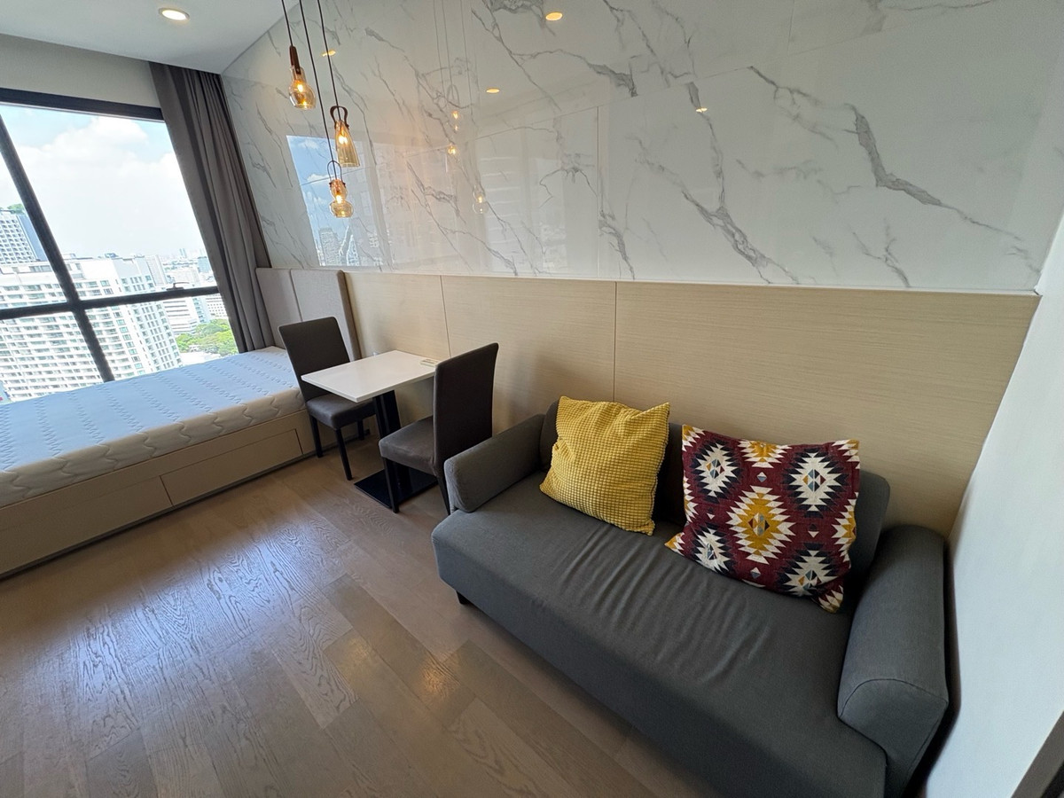 For RentCondoSiam Paragon ,Chulalongkorn,Samyan : 🔥Rent Studio🔥21,000/month🔥Floor28🔥Beautiful unit🔥24.5sqm🔥