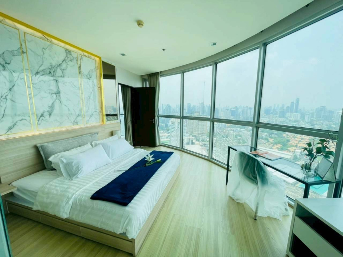 ขายคอนโดอ่อนนุช อุดมสุข : Sky Walk Residences / 1 Bedroom (SALE WITH TENENT), สกาย วอร์ค เรสซิเดนซ์ / 1 ห้องนอน (ขายพร้อมผู้เช่า) JSMN037  