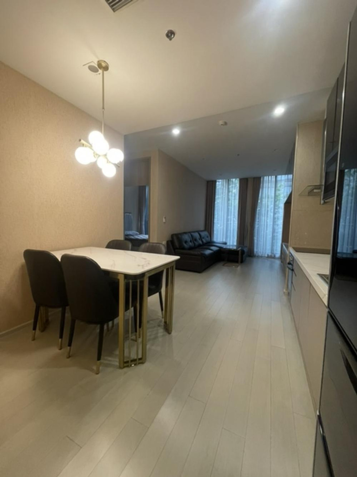 For RentCondoWitthayu, Chidlom, Langsuan, Ploenchit : For Rent: Noble Ploenchit, 80,000 THB [MPr260301]