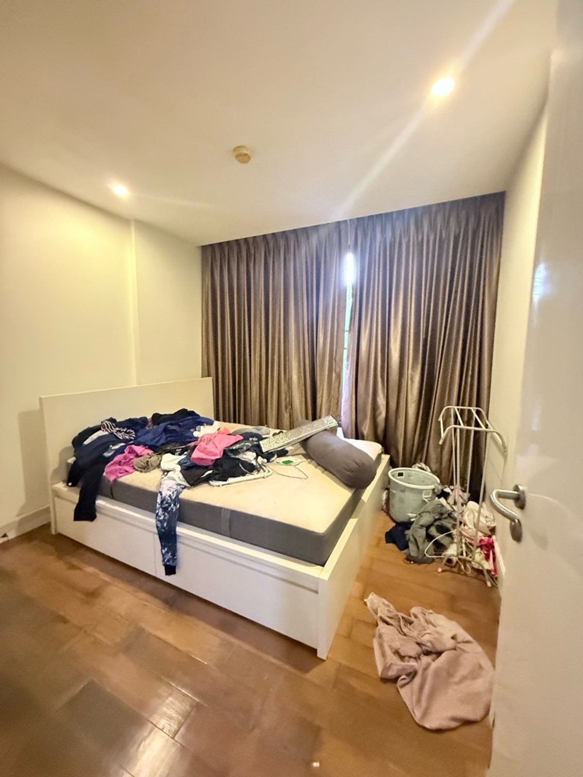 For SaleCondoSathorn, Narathiwat : **Sold as is** Collezio Sathorn-Pipat