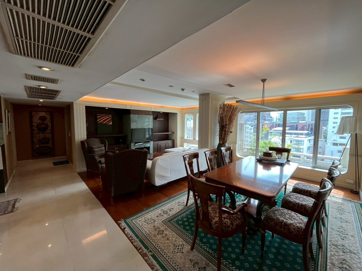 For SaleCondoWitthayu, Chidlom, Langsuan, Ploenchit : Luxury Penthouse for sale, Navin Court Ruamrudee 3 | 419 sq m., 7 bedrooms, 8 bathrooms, near BTS Ploenchit and Lumpini Park.