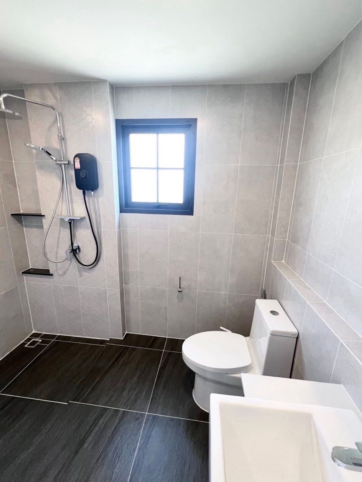 ให้เช่าบ้านบางนา แบริ่ง ลาซาล : Centro Bangna( เฟส2) Ready to move in