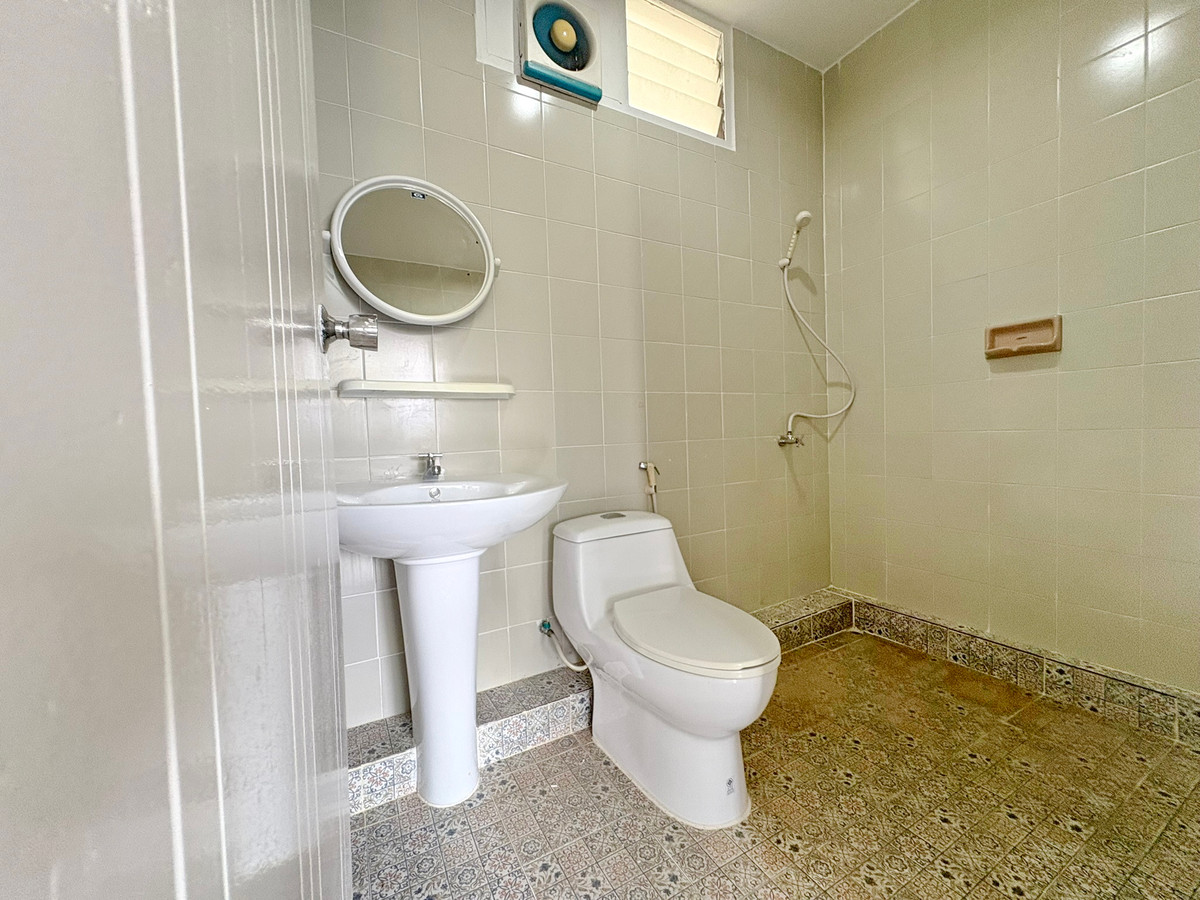 ขายทาวน์โฮมพระราม 9 เพชรบุรีตัดใหม่ RCA : CB001♛♚ทาวน์เฮ้าส์ 6 ห้องนอน ขาย⚝อินทามระ♜MRT สุทธิสาร∞065-9423251,099-5919653▚Line@sureresidence