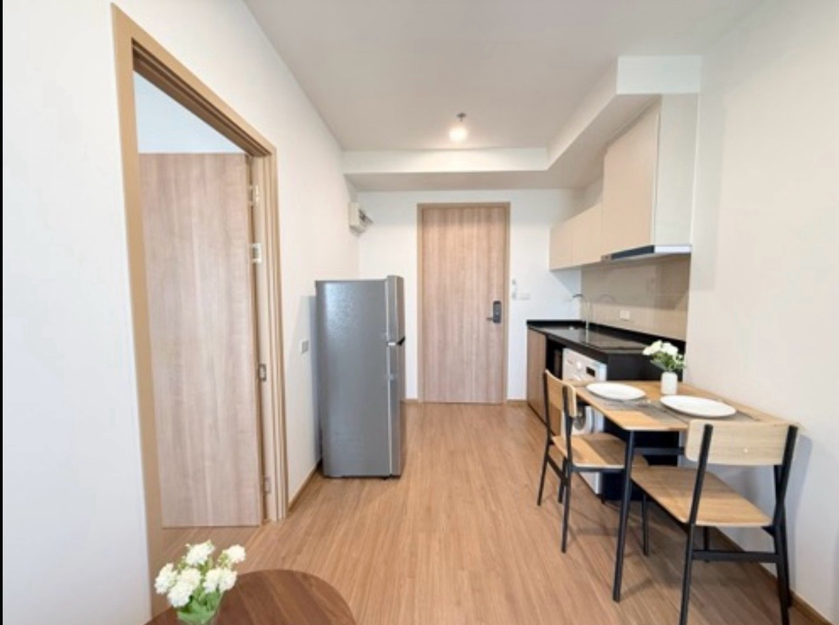 ให้เช่าคอนโดบางแค เพชรเกษม : ให้เช่าคอนโด  The Livin Phetkasem (ลีฟวิ่น เพชรเกษม) 

ชั้น 26  ขนาดห้อง 33.18 ตรม. 1 นอน 1 น้ำ 1 ที่จอดรถ
อาคารบี
เช่า 18,000 บาท/เดือน 
สัญญาขั้นต่ำ 1 ปี (ประกัน 2 เดือน + ล่วงหน้า 1 เดือน)

รายละเอียด
- ขนาด 33.18 ตรม.
- 1 นอน 1 น้ำ 1 ที่จอด
- ส่วนกลาง