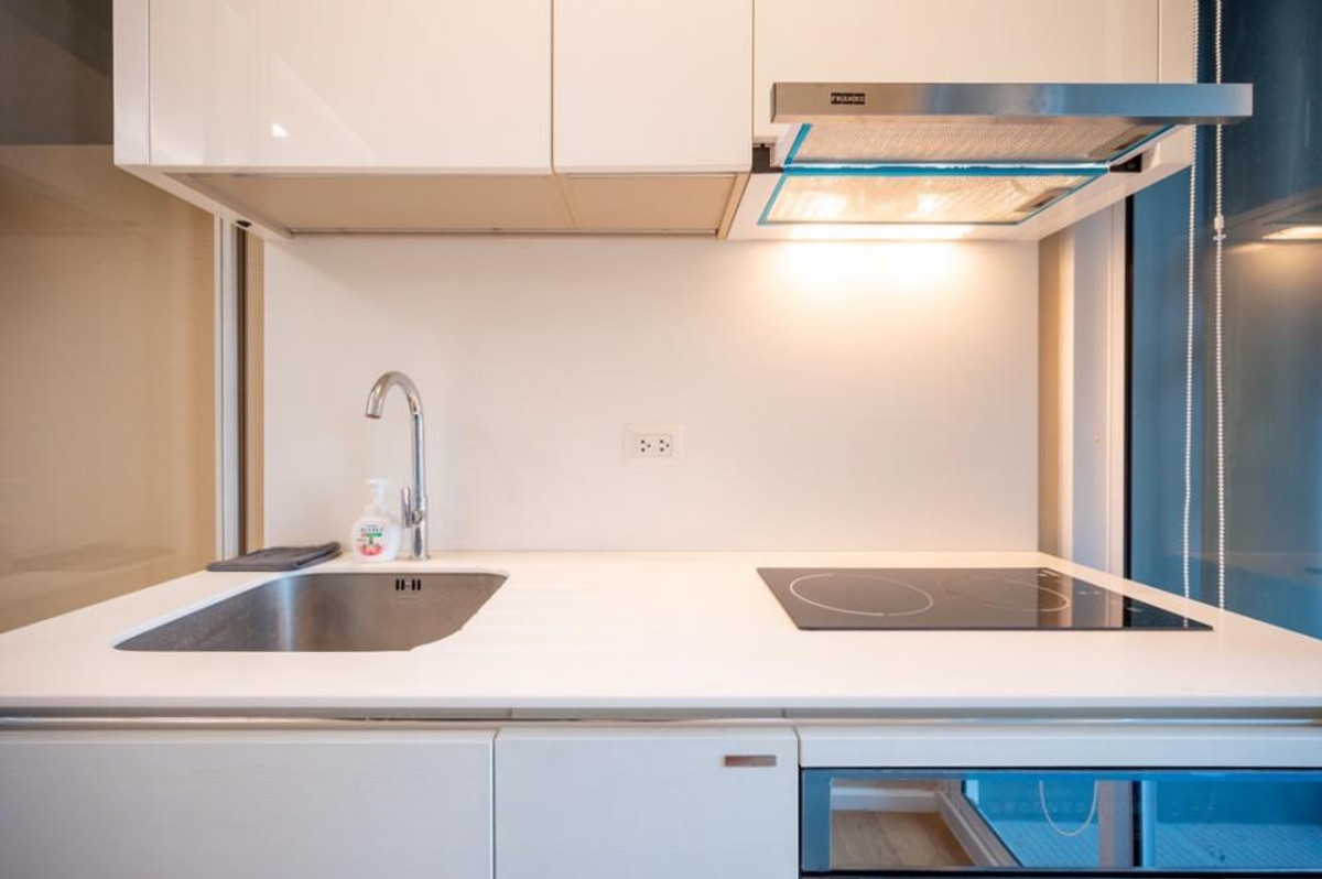 For RentCondoLadprao, Central Ladprao : For rent 📍 The Saint Residences 📍 Fully furnished with appliances. Near BTS Ha Yaek Ladprao.