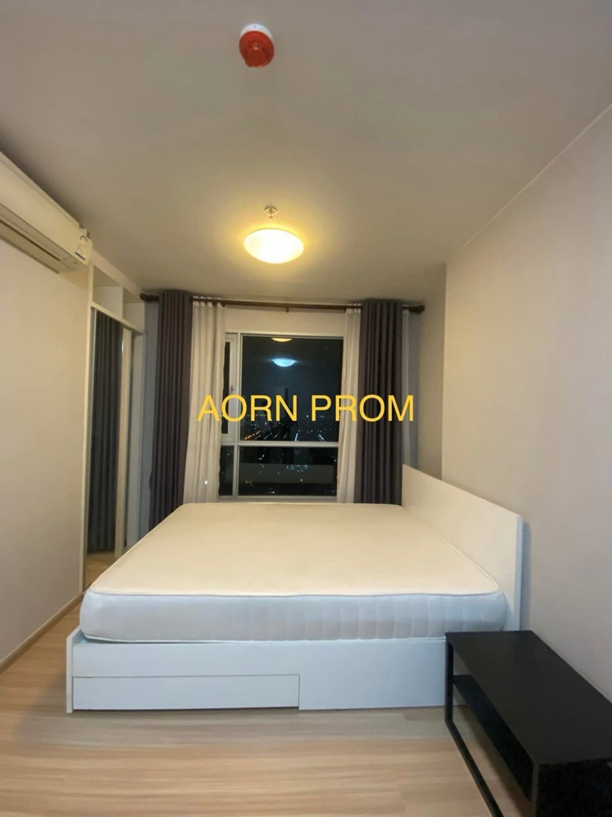 For RentCondoBang kae, Phetkasem : Very cheap, there is a washing machine 🌈 Fuse Sense Bangkae (Fuse sense Bangkae) Studio has a washing machine, air conditioner, refrigerator, TV, water heater, microwave, balcony facing north, cool room.