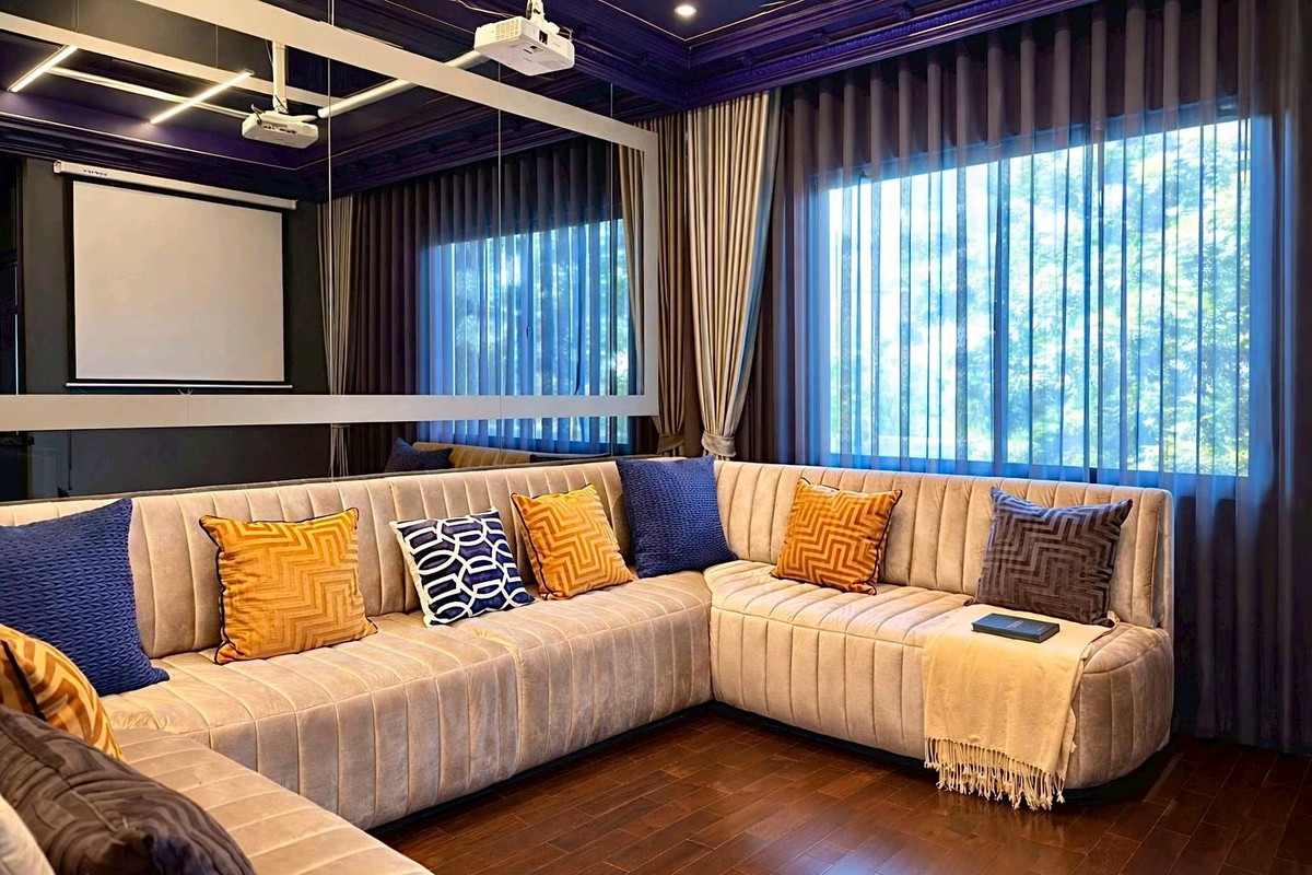 ขายบ้านเกษตร นวมินทร์ ลาดปลาเค้า : ขาย ◈ Grand Bangkok Boulevard Ramintra–Kaset Nawamin ◈ บ้านตัวอย่างแปลงพิเศษ 300 ตร.วา • ได้ทุกอย่างตามภาพราคาขาย 119,000,000 บาท