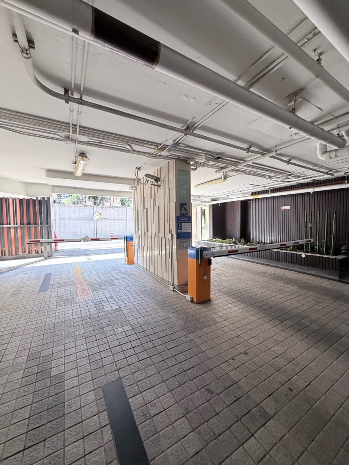 ขายคอนโดสาทร นราธิวาส : 🛑 คอนโด “สาทร–สีลม” ต่ำกว่า 4 ล้าน… ยังมีอยู่จริง