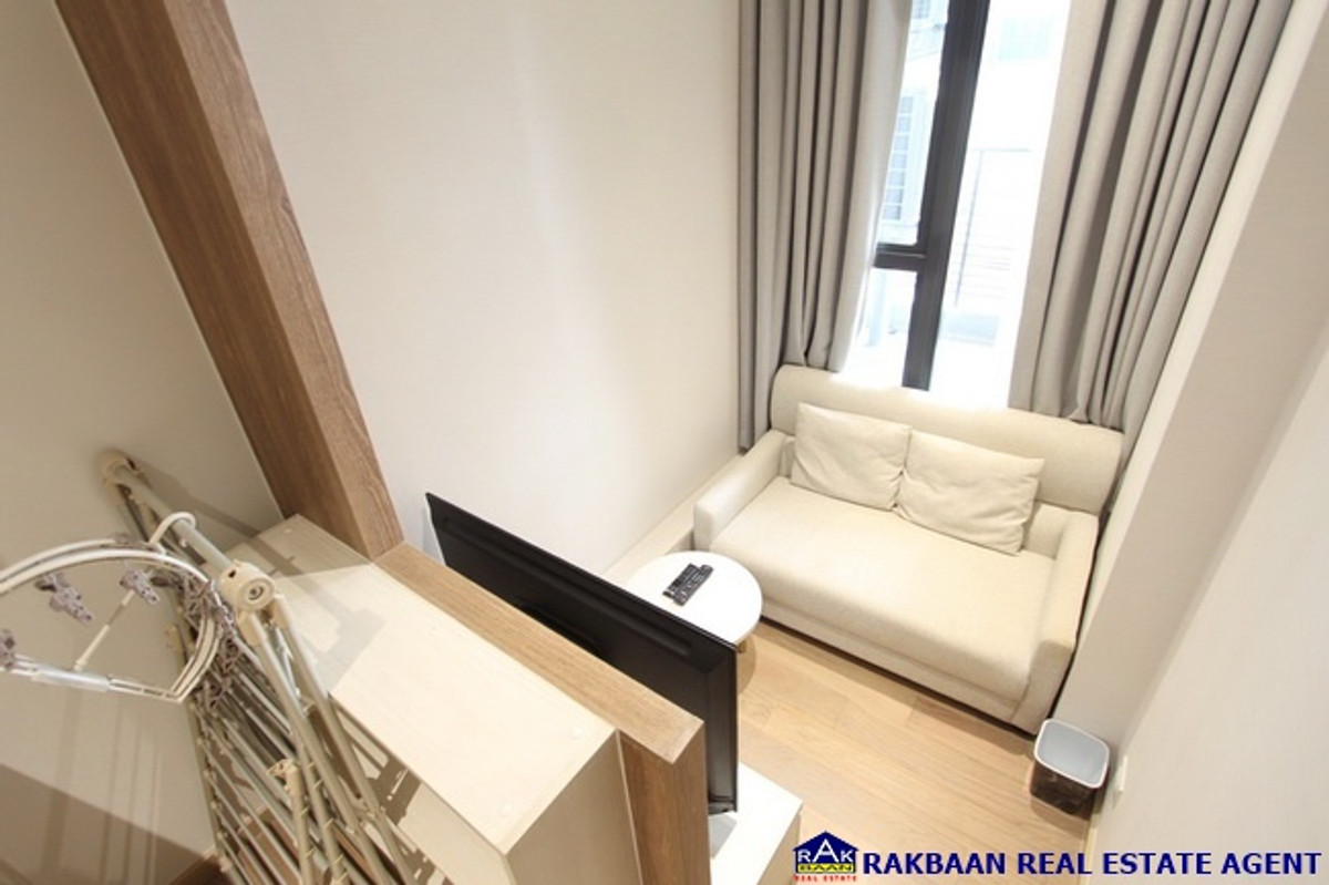 For RentCondoSukhumvit, Asoke, Thonglor : Condo for rent Runesu Runesu Thonglor Sukhumvit 33.37 sq m, 1 bedroom, 1 bathroom, fully furnished, ready to move in, on the 2nd floor (same floor as the onsen)