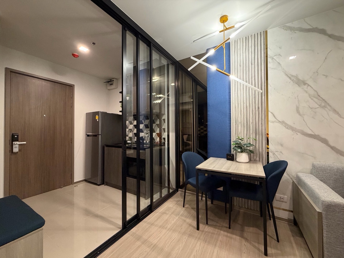 ขายคอนโดพระราม 9 เพชรบุรีตัดใหม่ RCA : ขายด่วน ✨ THE BASE Phetchaburi - Thonglor ✨ เฟอร์นิเจอร์ และ เครื่องใช้ไฟฟ้าครบ ใกล้ BTS ทองหล่อ