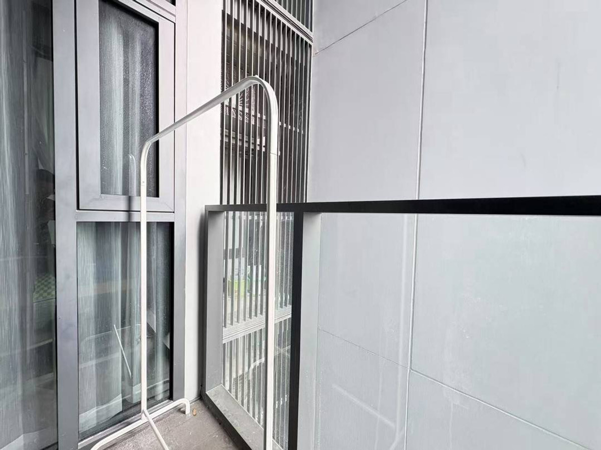 For RentCondoSathorn, Narathiwat : For rent: Tait Sathorn 12, luxury condo in Sathorn area, 2 bedrooms, 71 sq m., near BTS St. Louis.