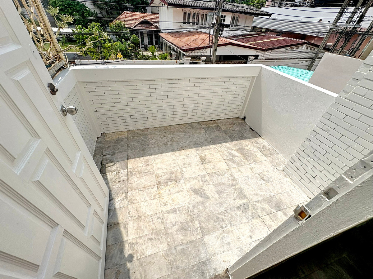 ขายทาวน์โฮมพระราม 9 เพชรบุรีตัดใหม่ RCA : CB001♛♚ทาวน์เฮ้าส์ 6 ห้องนอน ขาย⚝อินทามระ♜MRT สุทธิสาร∞065-9423251,099-5919653▚Line@sureresidence