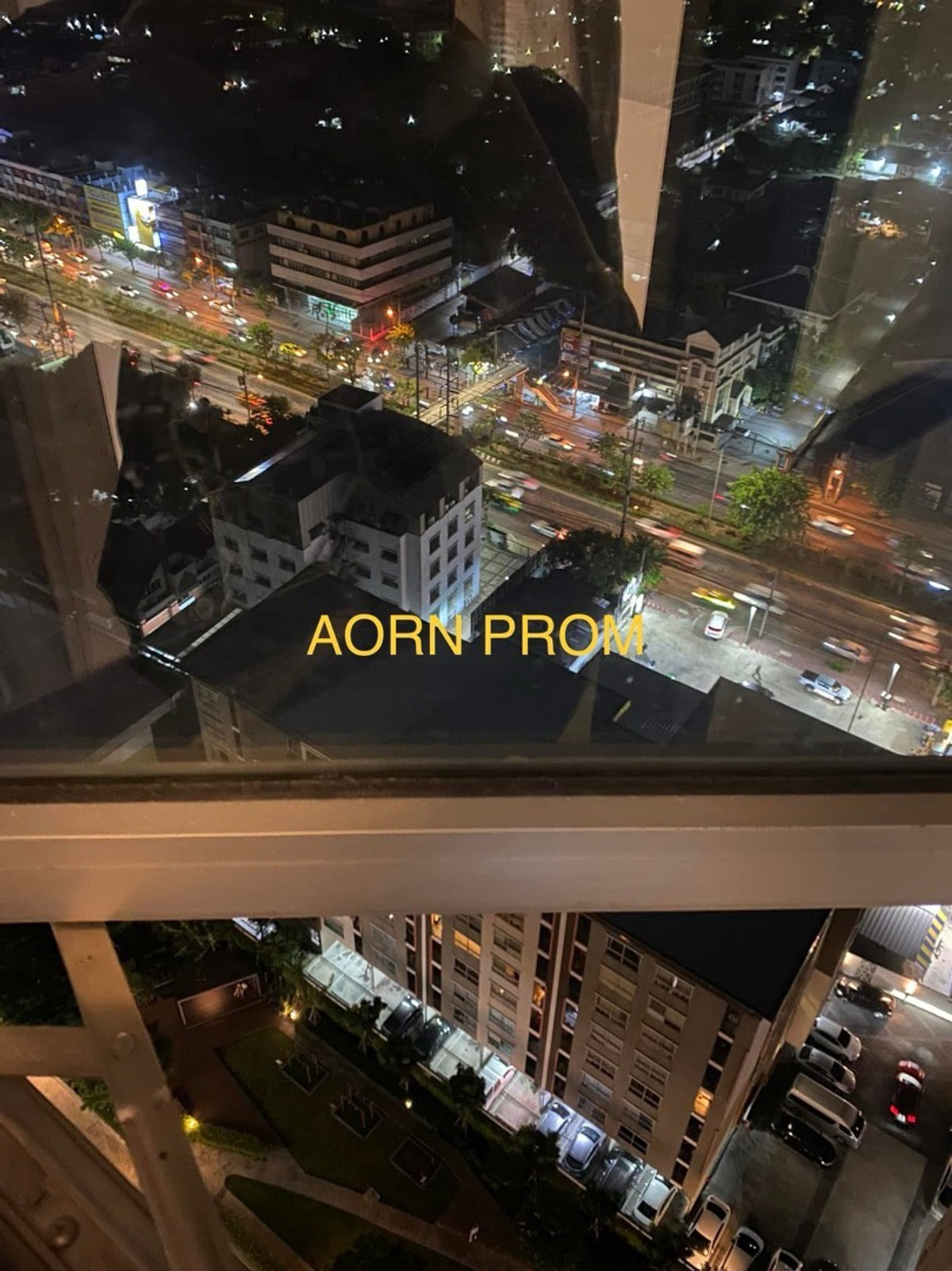 For RentCondoBang kae, Phetkasem : Very cheap, there is a washing machine 🌈 Fuse Sense Bangkae (Fuse sense Bangkae) Studio has a washing machine, air conditioner, refrigerator, TV, water heater, microwave, balcony facing north, cool room.